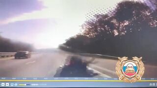 Last Seconds of a Life of 52 YO Biker who Changed Lanes and then Braked?