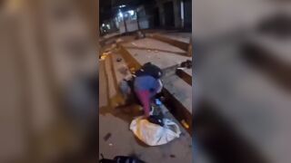 Cops Shoot Bus Robbers in Ecuador.