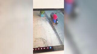 Policeman picks up Delivery then Begs for Life to no avail