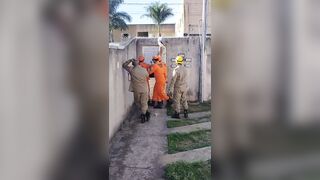 Man gets stripped and hung by his pants while trying to break into his ex's house