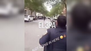 Guy Holds Two Thieves Until Two Fat NYPD Cops can Wobble Their Way to the Scene