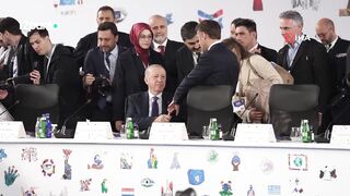 Owned via Handshake: Macron gets Taught a Lesson in Handshaking by Turkish President Erdoğan (See Description n)