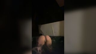 Lindsey Webber ass jiggle
