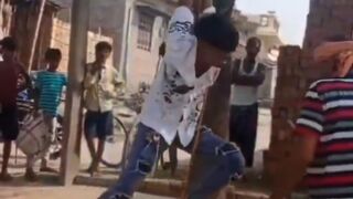 A Lesson to Others in India: Elders thrash Kid caught Stealing