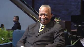 WATCH: Mayor of Chicago says black people "look out for everybody else"