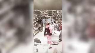 "Military Man" Psycho calls Woman a Slut then Attacks Her at Grocery Store