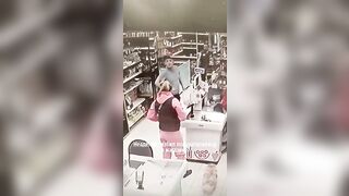"Military Man" Psycho calls Woman a Slut then Attacks Her at Grocery Store