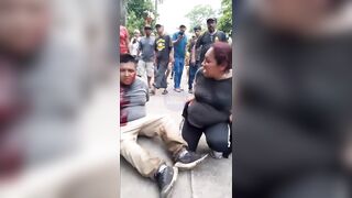 2 Men and a Pregnant Woman kidnapped a Minor, without waiting for the police, Burned them Alive