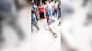 2 Men and a Pregnant Woman kidnapped a Minor, without waiting for the police, Burned them Alive