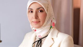She looks like a Kardashian! This Innocent looking Muslim Girl has Nation in Uproar over her Big Booty & Tight Dress (Read Description)