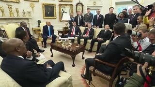 (Longer) Trump Shows Proof Of Genocide To South African President Then Destroys NBC Reporter
