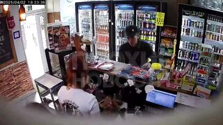 Man Smashes Bottle of Beer over Cashiers head. Tell Her how you really Feel.