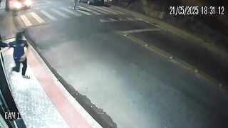 Bakery Owner gives it a Shot trying to Stop Robbery