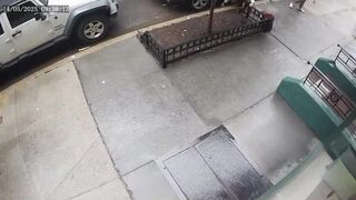 Punched in the head by stranger in New York gets Instant Karma