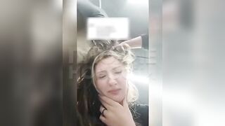 A Woman held an employee by the hair for 40 minutes because of Coupons