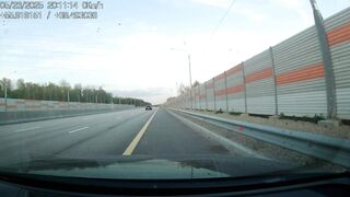 2 Killed as Driver makes his Way through Horrible Accident