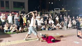 Street Performance with Sledgehammer and Rocks goes Wrong..
