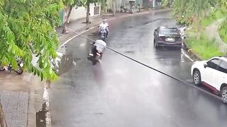 FULL VIDEO w Aftermath: ...Motorcyclist looking the WRONG Way hits a Wall
