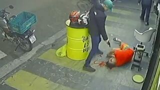 Talented Gunman switches weapons during attack in Brazil