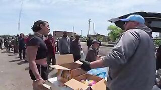 Tranny Dude Attacks a Volunteer Feeding the Homeless