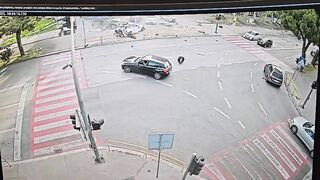 Woman on the Sidewalk tries to Outrun a Tesla (Driver arrested for going over 120 MPH)