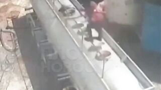 A Turkish Genius Smoking while Opening a Tanker, Hmm..(Slow Motion Added)