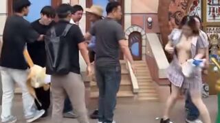 Fight between Chinese Family at Disney is Great