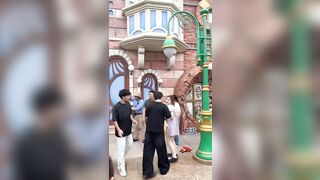 Fight between Chinese Family at Disney is Great