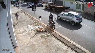 This is One way to get out of Paying for your Taxi