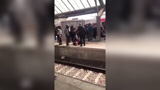 Pickpocket Woman held down until Police Arrive