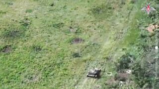 Ukrainian Buggy completely Blown to Bits sends Bodies Everywhere