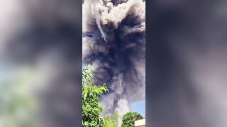 Fireworks factory in China explodes resembling Nuclear Bomb.