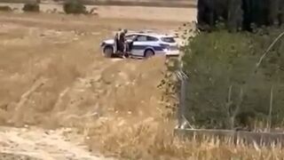 Scandal as 2 Police "Partners" caught getting to Know Each Other Better (Male and Female btw)