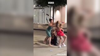 What do you call this kind of fight?? 5 Mature Woman Fighting like kids, Wait for the Cheap Shot near the end