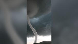 Awesome Footage of Tornado in South Dakota today