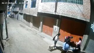17 Year Old Girl is almost Killed by her Psycho Ex. A child was right there as well (Slow Motion Added)