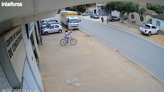 Hmm Girl on her Bicycle and her Cell Phone (Slow Motion Added)