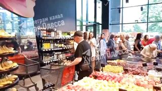 That's not Funny! a grandfather did not share the road with his reflection in a grocery store.