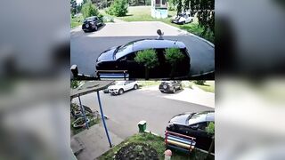 Drunk Driver smashes Woman in Horrible Car Crash