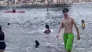 Man recording Beach catches Man's Suicide by accident (slow motion and aftermath)