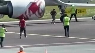 That Plane won't be Flying. Man sucked into Jet Engine dies Instantly