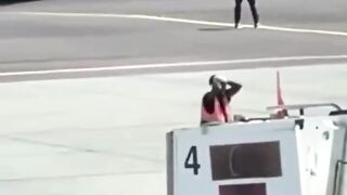 That Plane won't be Flying. Man sucked into Jet Engine dies Instantly
