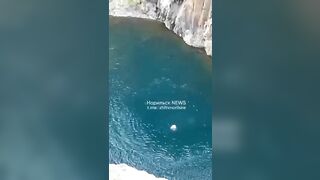 Jumper lands Hardest Belly Flop in History: Dies within Seconds