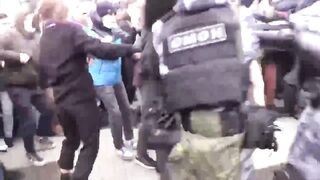 "The Berserker": Man Convicted of Fighting Police video evidence released