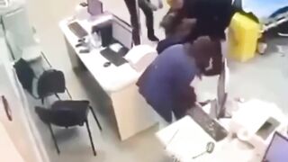 Vampire? Woman attacks her Co-Worker's Neck