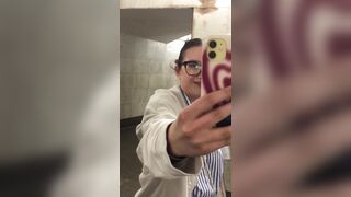Woman makes a remark to Muslim in Subway and 2 White Girls come to the Muslim's Aid