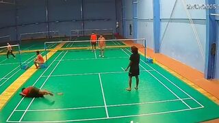 Man Collapses and Dies After Suffering Heart Attack While Playing Badminton at Nagole Stadium