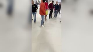 Man sets fire to lottery shop in Florianópolis mall, injuring 5; VIDEO