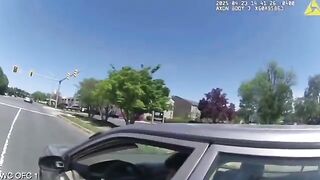 Inside The Car From Jamal Wali's Personal Camera When he Attacked Officer.