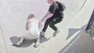 Blonde in Russia is not the one, she Loves her Money (she just withdrew a bunch)